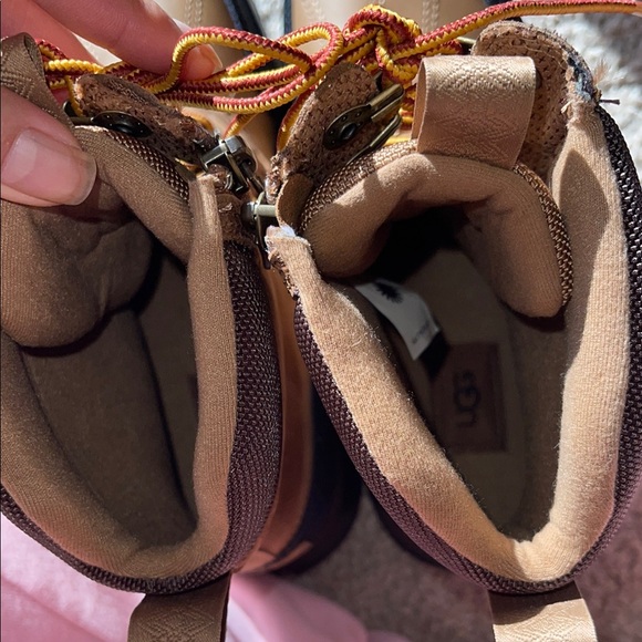 UGG Men's Emmett duck boots - Picture 6 of 9